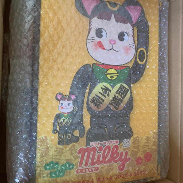 BE@RBRICK 招き猫 ペコちゃん 黒メッキ 100% & 400%