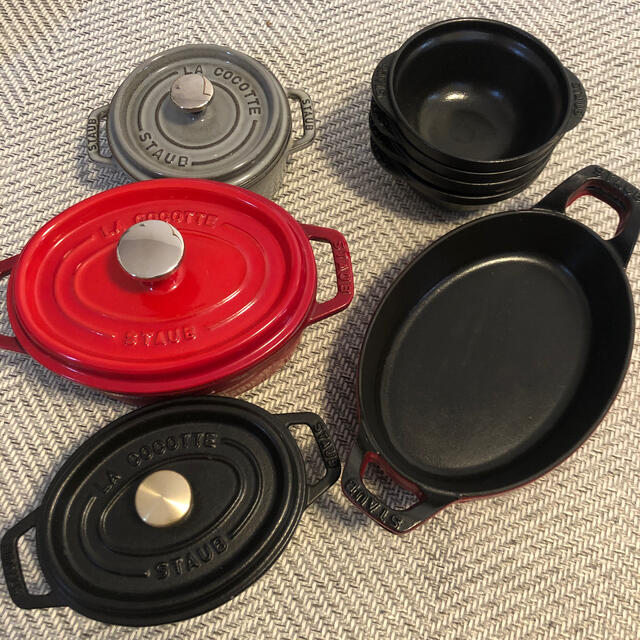 STAUB(ストウブ)の【staub】まとめ売り インテリア/住まい/日用品のキッチン/食器(鍋/フライパン)の商品写真