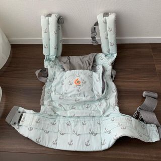 エルゴベビー(Ergobaby)の☆お値引き中☆エルゴベビー　アンカー柄　カバー付き(抱っこひも/おんぶひも)