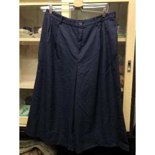 ユニクロ(UNIQLO)のユニクロ　ワイドフレアパンツ　3XL ネイビー　ジャンク品(キュロット)