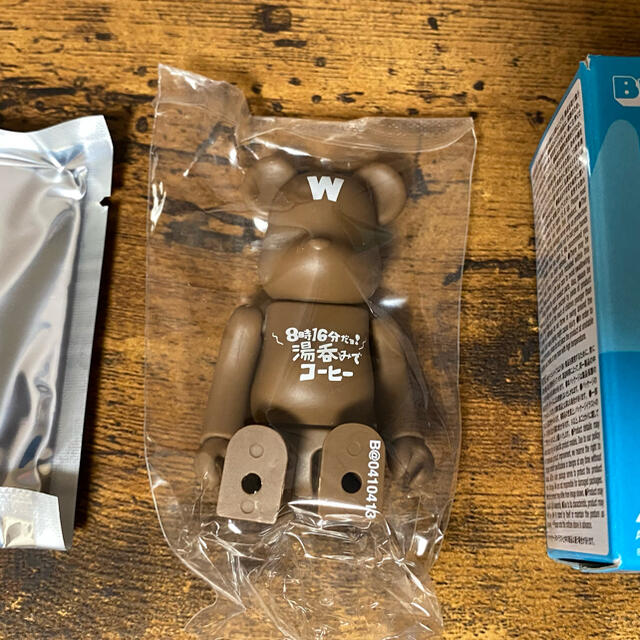 MEDICOM TOY(メディコムトイ)のBE@RBRICK series41 ムロツヨシ エンタメ/ホビーのフィギュア(その他)の商品写真