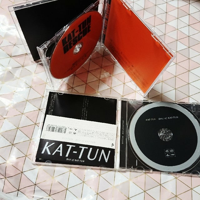【即購入◎】KAT-TUN 初回盤多め 6枚セット エンタメ/ホビーのCD(ポップス/ロック(邦楽))の商品写真