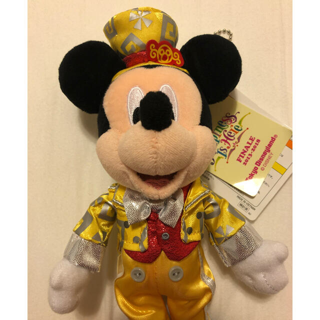 Disney(ディズニー)の◎お値下げ《ディズニーグッズ》ミッキー ぬいば　ドリンクホルダー　セット エンタメ/ホビーのおもちゃ/ぬいぐるみ(キャラクターグッズ)の商品写真