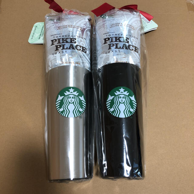 Starbucks Coffee(スターバックスコーヒー)のコストコ限定 スターバックス タンブラー ２色セット 黒 シルバー セット インテリア/住まい/日用品のキッチン/食器(タンブラー)の商品写真