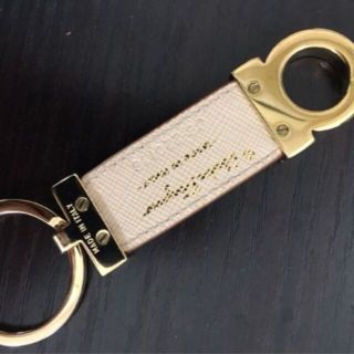 サルヴァトーレフェラガモ(Salvatore Ferragamo)の春の値下げ !!!  : フェラガモ　キーホルダー(キーホルダー)