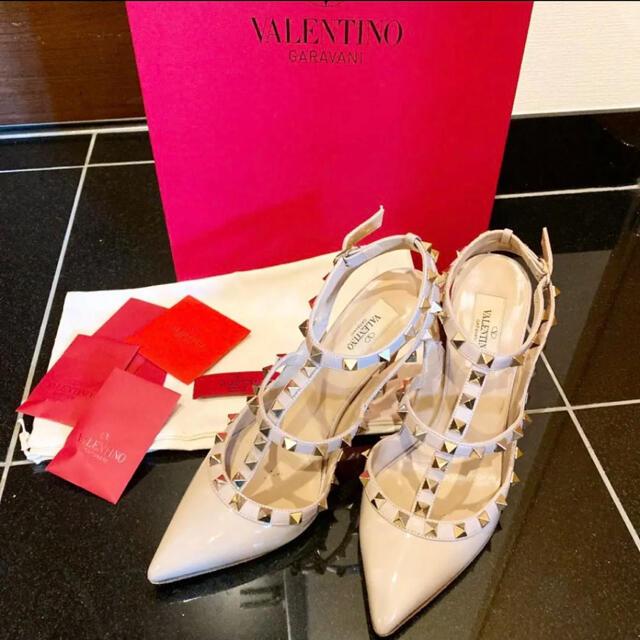 ヴァレンティノ ガラヴァーニ VALENTINO ロックスタッズ パンプス-