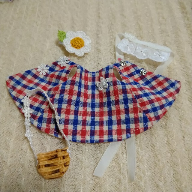 イーマリーちゃん　ハッピードール　サイズ　ハンドメイド　お洋服  ①