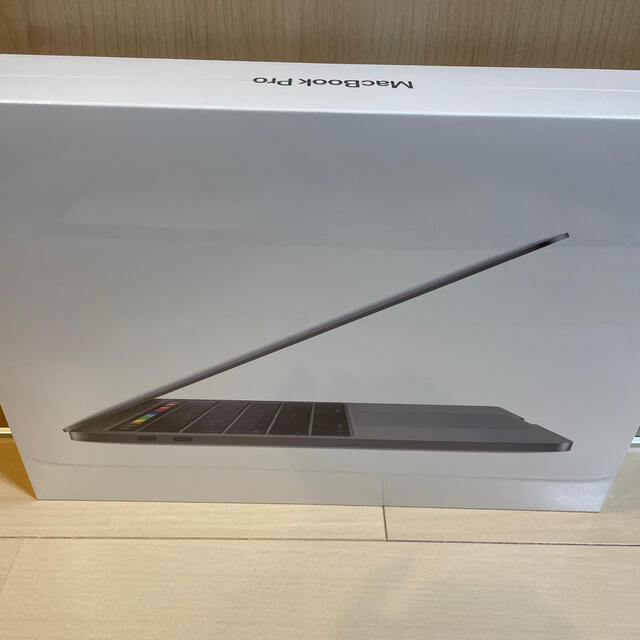 MacBook pro 13インチ　muhn2j/a 新品未開封　クーポン❗️