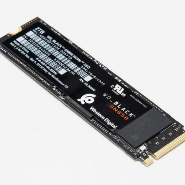 PC/タブレットウェスタンデジタル　M.2 (Type2280)　内蔵SSD