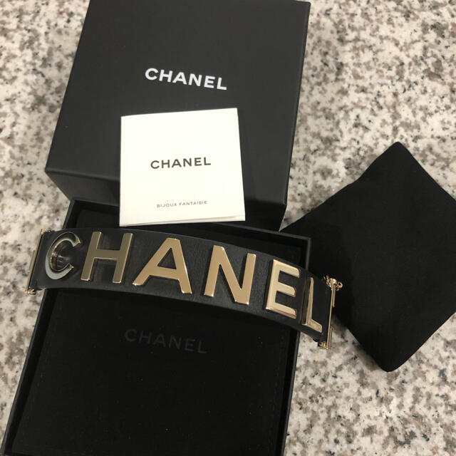 レディースCHANEL バングル　未使用品