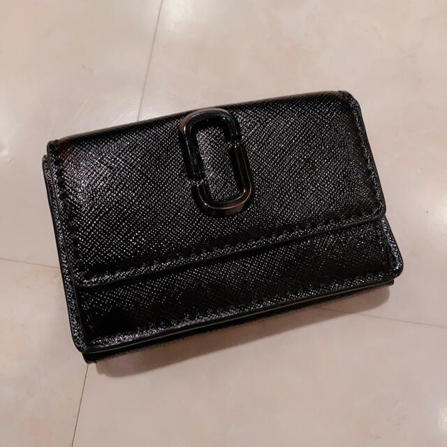 売筋 【未使用】MARC JACOBS Textured Box ミニウォレット www.urbanbug.net