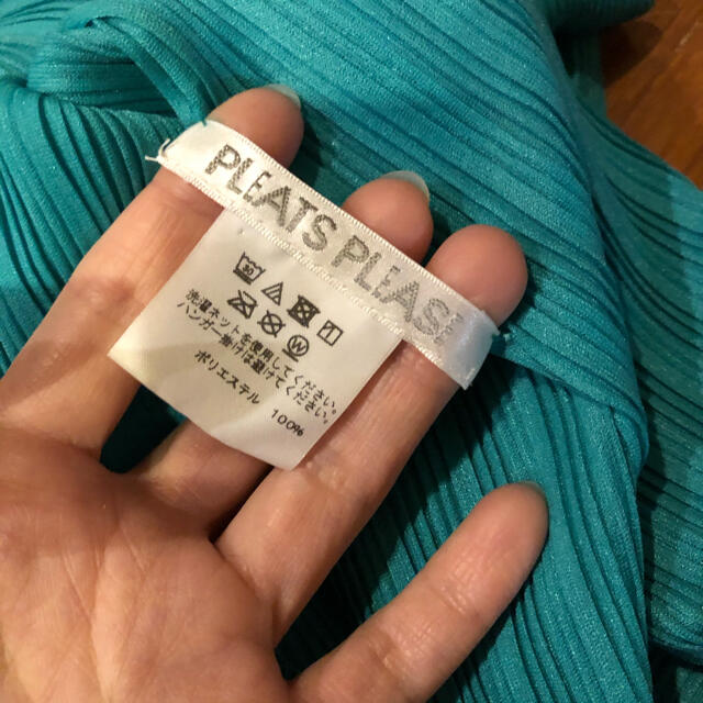 PLEATS PLEASE ISSEY MIYAKE - pleats please 緑 トップス PLEATS PLEASE ISSEY MIYAKE - pleats please 緑 トップス