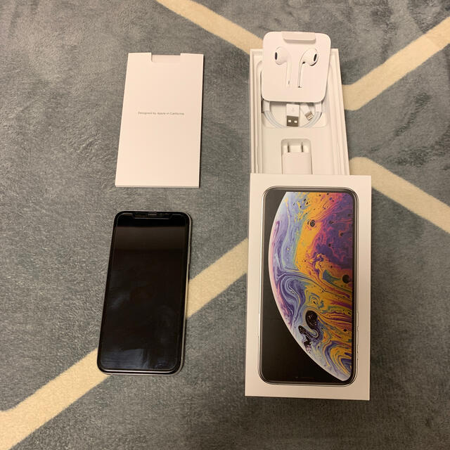 iPhone xs 64GB シルバー SIMフリー iPhone xs 64GB シルバー SIMフリー