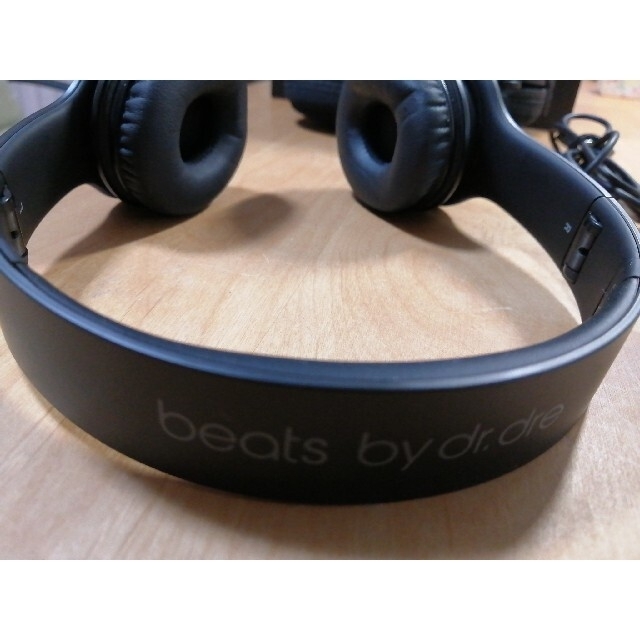 Beats　ヘッドフォン　黒　ビーツ 1