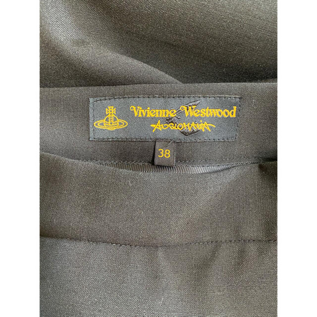 Vivienne Westwood(ヴィヴィアンウエストウッド)のVivienne Westwood スカート レディースのスカート(ひざ丈スカート)の商品写真