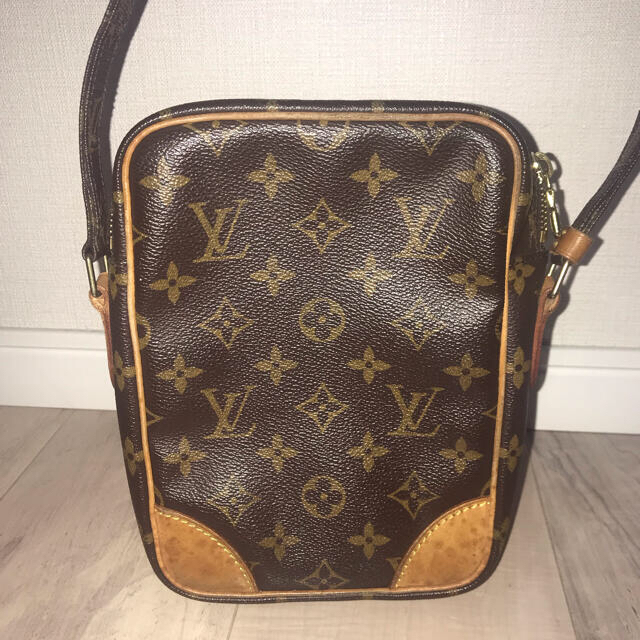 LOUIS VUITTON(ルイヴィトン)のLouis Vuitton ヴィトン アマゾン ショルダーバッグ モノグラム  レディースのバッグ(ショルダーバッグ)の商品写真