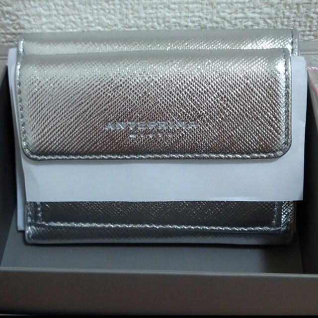 ANTEPRIMA(アンテプリマ)の大人気【新品】ANTEPRIMA MIST  お財布　2.2万円 レディースのファッション小物(財布)の商品写真