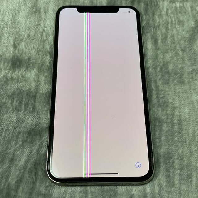 スマホ/家電/カメラiPhone xs 256GB docomo ジャンク品　液晶不良