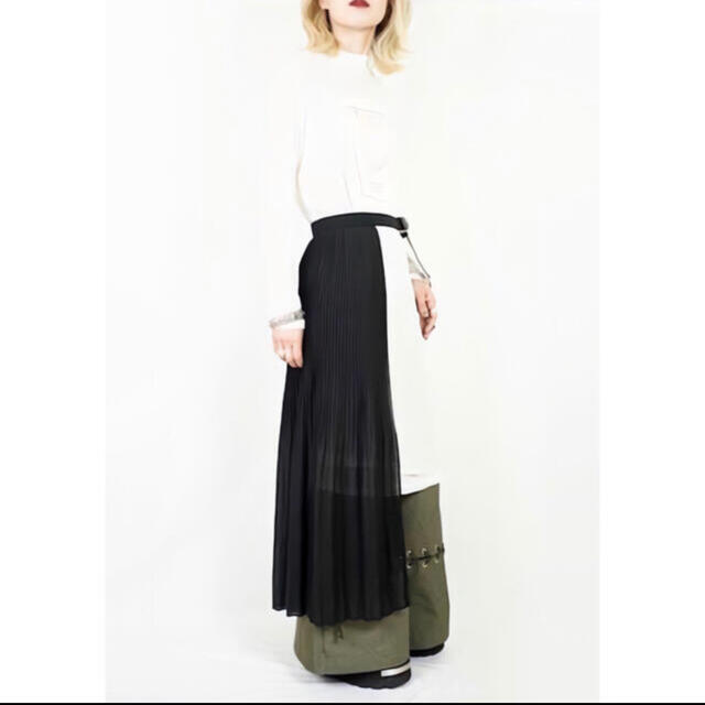 TOGA(トーガ)の【natu9399様専用】helk HELK PLEATS SKIRT レディースのスカート(ロングスカート)の商品写真