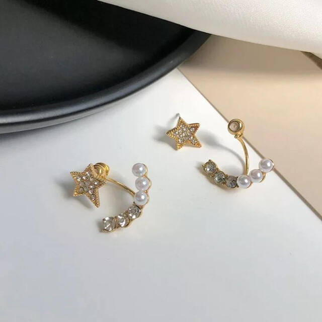 STAR JEWELRY(スタージュエリー)のスター　ピアス　韓国　dholic chesty ete ahkah zara レディースのアクセサリー(ピアス)の商品写真