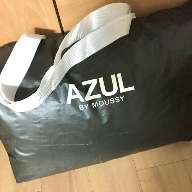 AZUL by moussy(アズールバイマウジー)のAZUL BY MOUSSY 2021-福袋 レディースMサイズ　新品 レディースのレディース その他(セット/コーデ)の商品写真