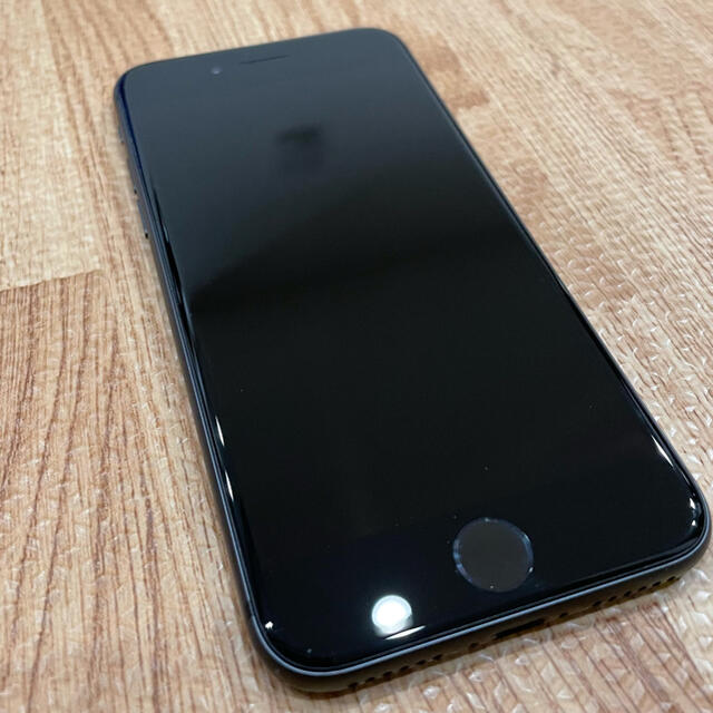 【期間限定値下げ】iPhone8 Space Gray 64GB SIMフリー 2