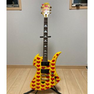 フェルナンデス(Fernandes)のフェルナンデス Burny hide イエローハート　ストラップ付(エレキギター)