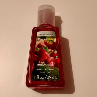 バスアンドボディーワークス(Bath & Body Works)のBath & Body works PocketBac strawberry(その他)