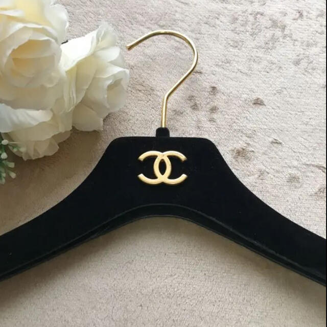 CHANEL♡シャネル 非売品 ベロアハンガー しっかり太いタイプ