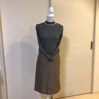 トゥービーシック(TO BE CHIC)の美品♡カシミヤ混　上品ツイード　シンプルデザイン　大人タイトスカート　希少サイズ(ひざ丈スカート)