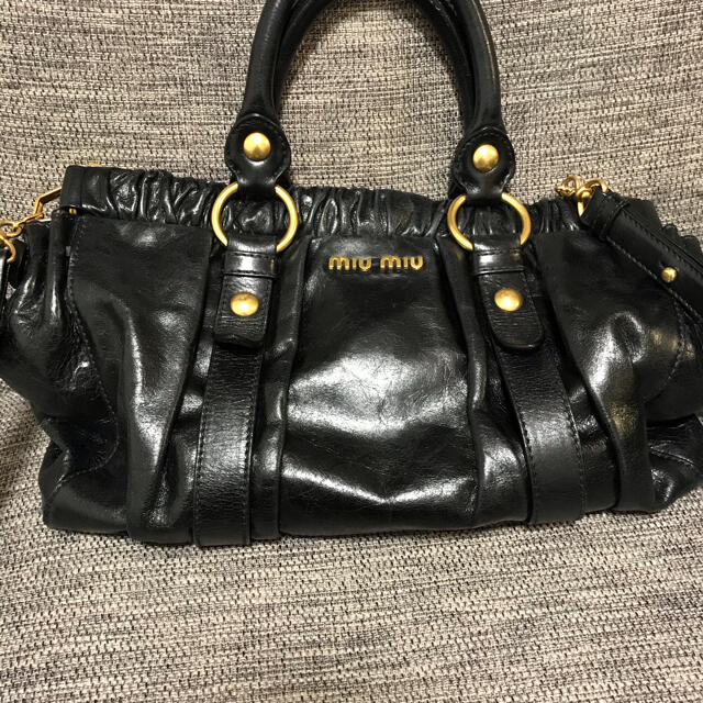 MIU MIU ハンドバッグ　正規品