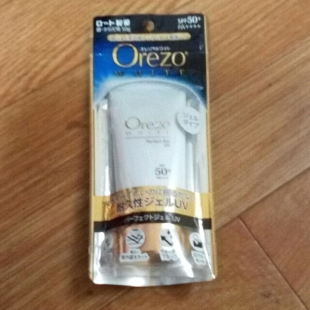 Orezo(オレゾ)のオレゾ ホワイト  パーフェクトジェル50g コスメ/美容のボディケア(日焼け止め/サンオイル)の商品写真