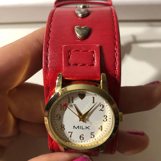 MILK - MILK ハートスタッズリストウォッチ 腕時計の通販 by る ...
