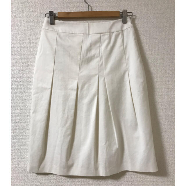 AKRIS(アクリス)のアクリスプント A-K-R-I-S punto 膝丈スカート レディースのスカート(ひざ丈スカート)の商品写真