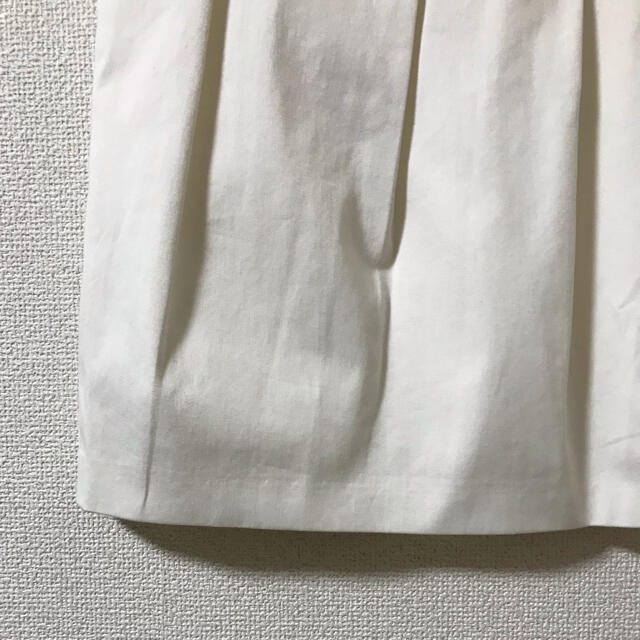 AKRIS(アクリス)のアクリスプント A-K-R-I-S punto 膝丈スカート レディースのスカート(ひざ丈スカート)の商品写真