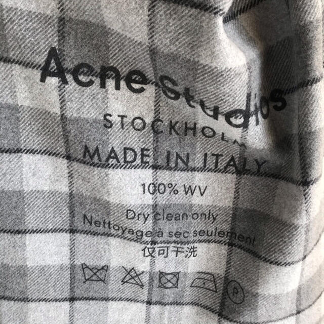 ACNE(アクネ)の［新品］Acne Studios アクネストゥディオズ　マフラー　ロゴスカーフ レディースのファッション小物(マフラー/ショール)の商品写真