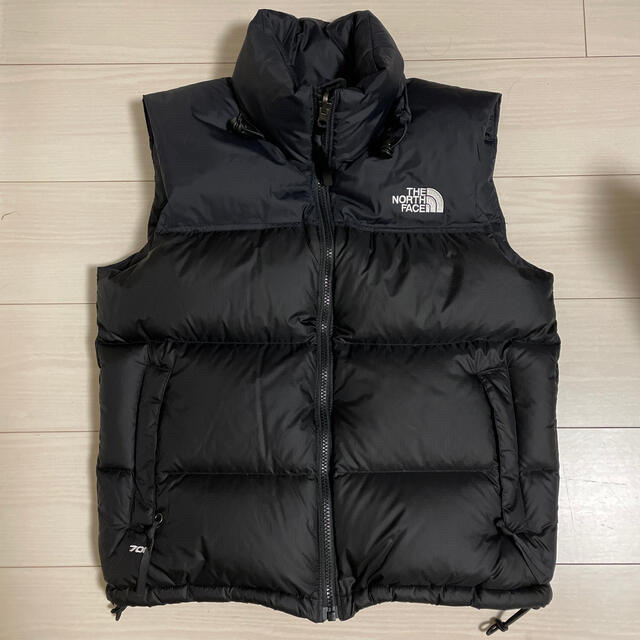 THE NORTH FACE(ザノースフェイス)のOKAERI様専用　ノースフェイス レディースダウンベスト レディースのジャケット/アウター(ダウンベスト)の商品写真