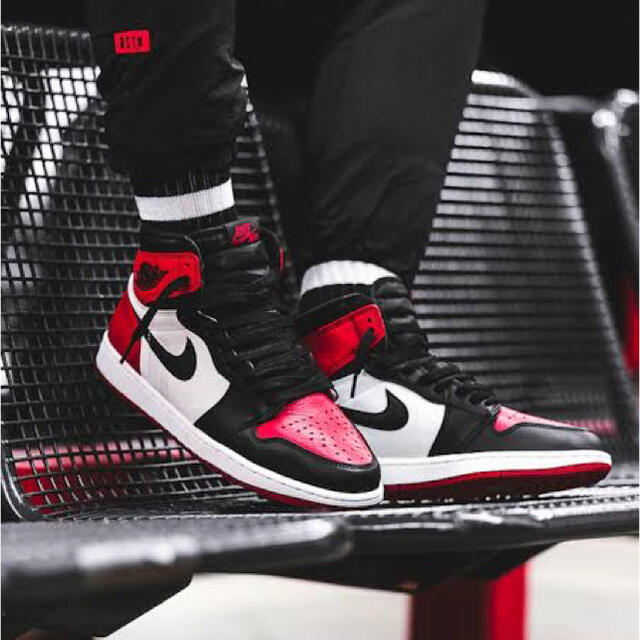 AIR JORDAN 1 RETRO HIGH OG BRED TOE