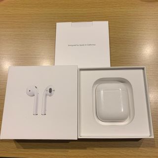 アップル(Apple)のAirPods2(ヘッドフォン/イヤフォン)