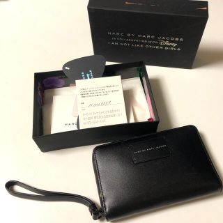 マークバイマークジェイコブス(MARC BY MARC JACOBS)のMARC BY MARCJACOBS アリスコラボ 中財布(財布)