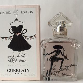 ゲラン(GUERLAIN)の【限定デザインボトル】ゲラン ラ プティット ローブ ノワール EDT 50ml(香水(女性用))