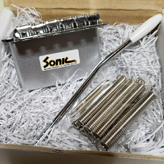 Sonic Stable-Tune Tremolo Kit 楽器のギター(パーツ)の商品写真