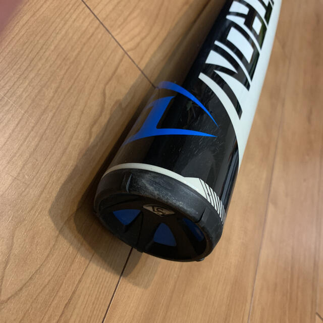 Louisville Slugger(ルイスビルスラッガー)のニュートロン スポーツ/アウトドアの野球(バット)の商品写真