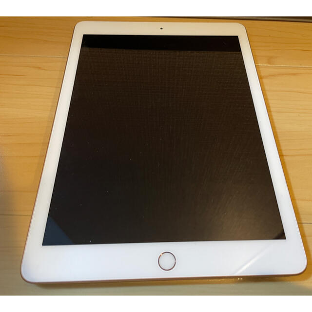 iPad 第6世代 32GB wifiモデル ゴールド 美品