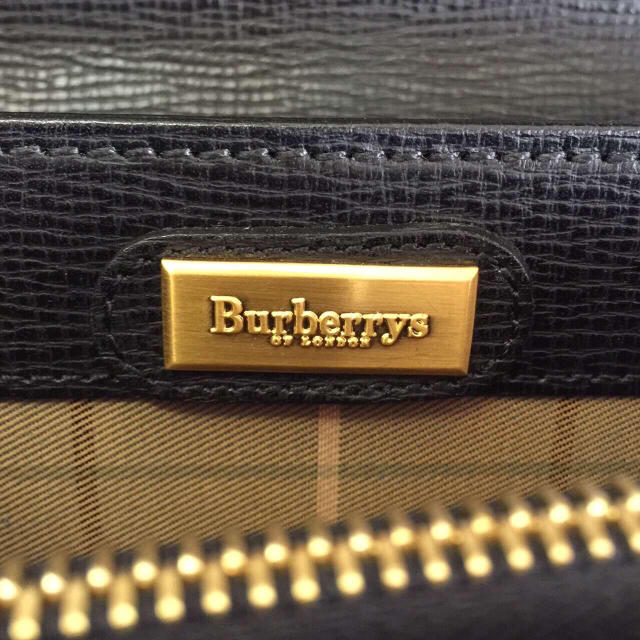 BURBERRY(バーバリー)の未使用/新品男性用バーバリーハンドバッグ メンズのバッグ(ビジネスバッグ)の商品写真