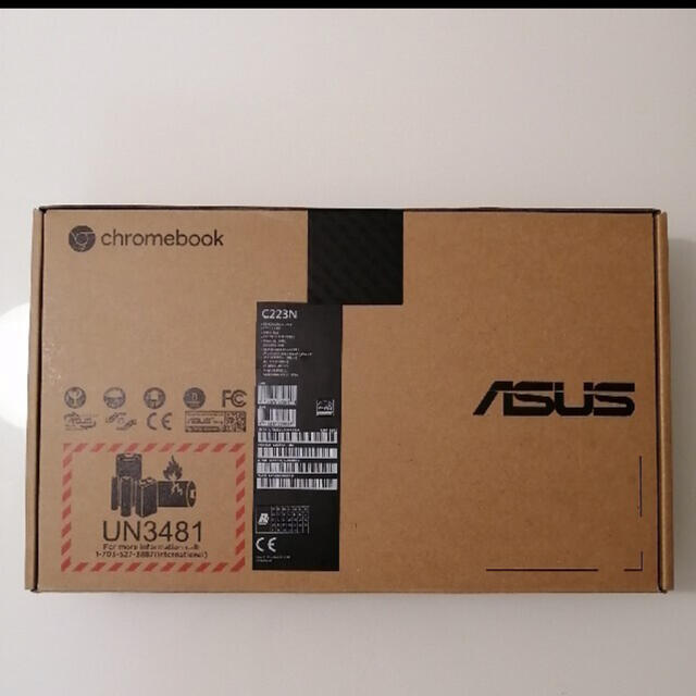 ASUS Chromebook C223NA クロームブック