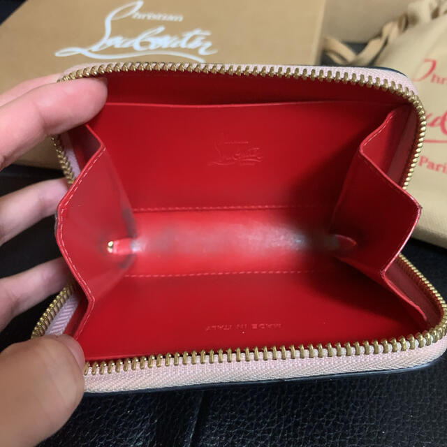 Christian Louboutin(クリスチャンルブタン)のルブタン　財布 レディースのファッション小物(財布)の商品写真