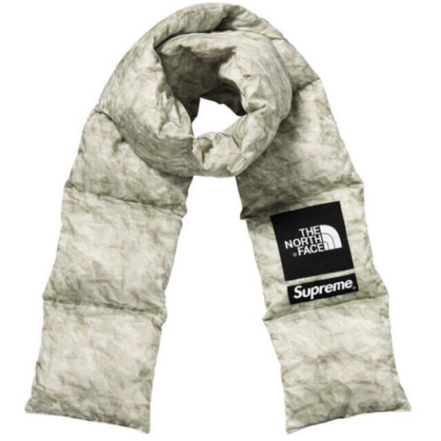 Supreme TNF Paper Print Down Scarf