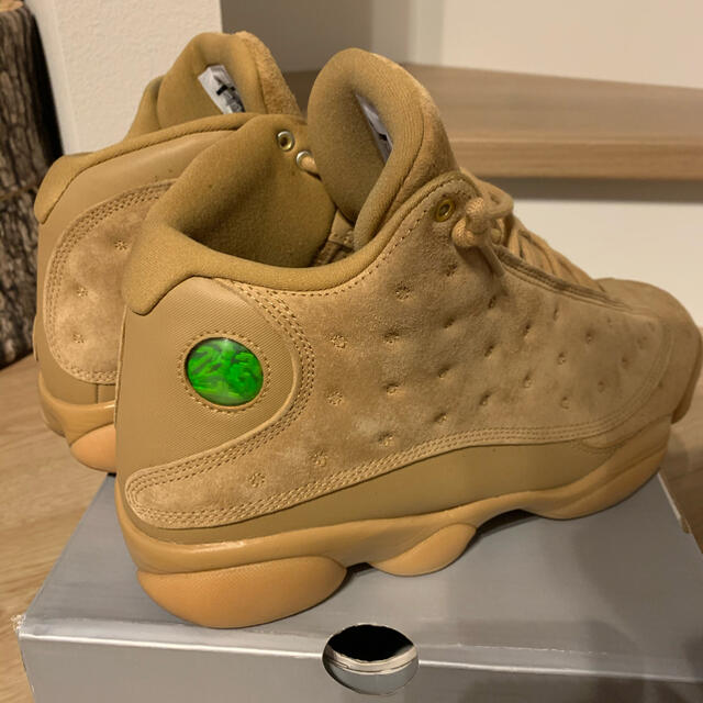 NIKE(ナイキ)のnike air jordan 13 retro wheat 極美品 メンズの靴/シューズ(スニーカー)の商品写真