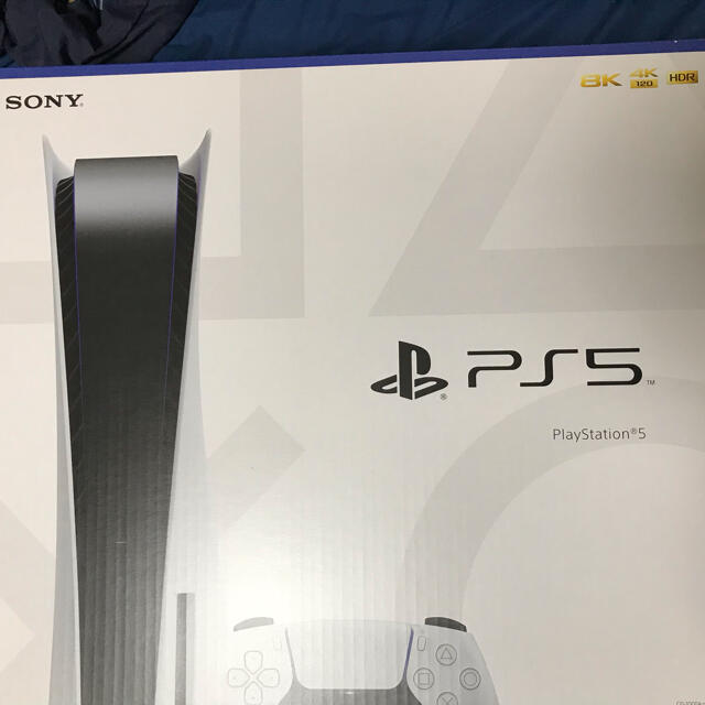 新品未開封　プレステーション5 本体 PS5 通常版 ディスクドライブ搭載モデル